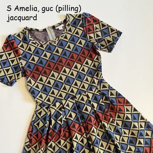 Small LuLaRoe Amelia Dress, tan, red, and blue triangles